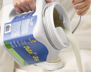 Twist & Pour makes paint easy to pour and store